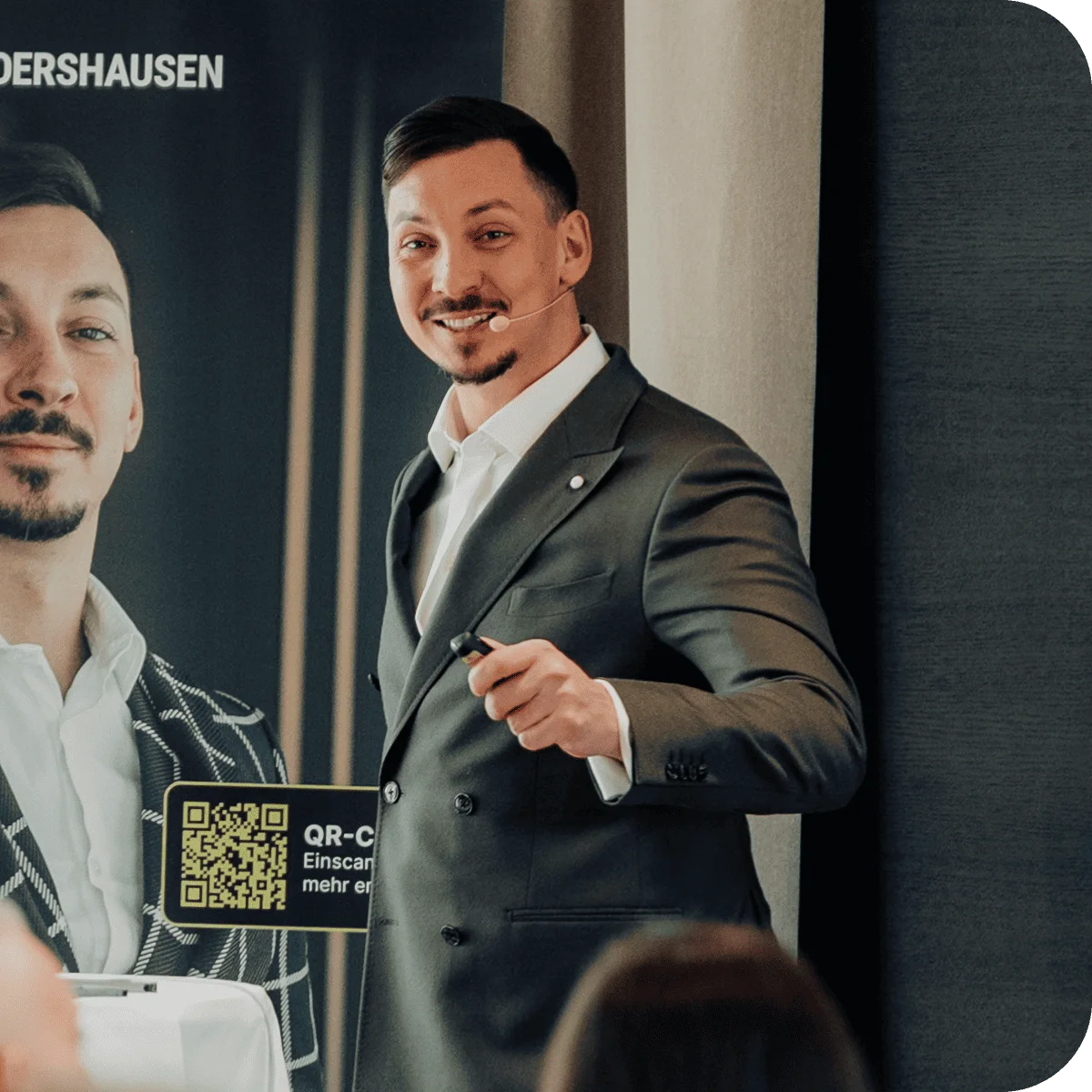 Christian Haag bei einem Vortrag